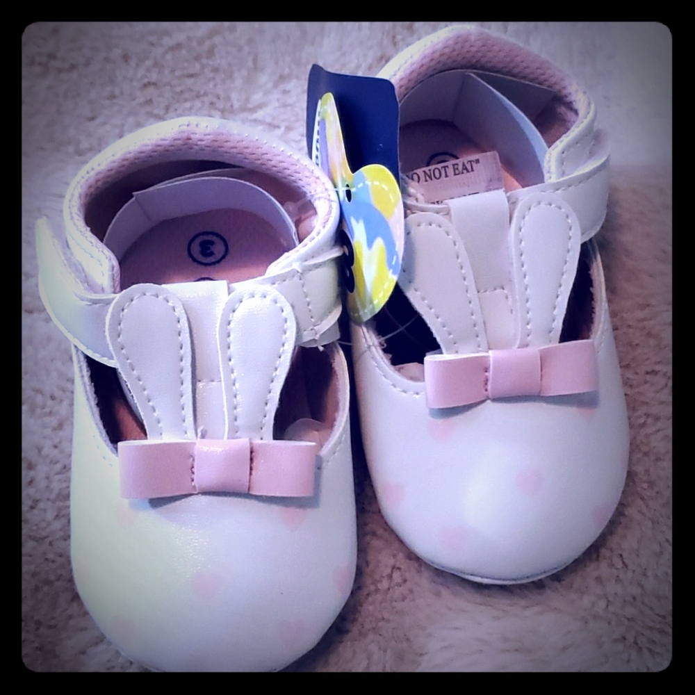 Bunny walking shoes